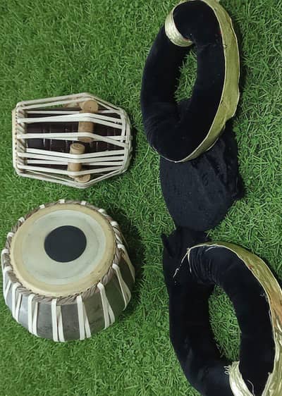 Tabla Set