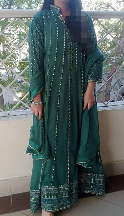 luxurious,beautiful stiched maxi ,trouser along with dupaata