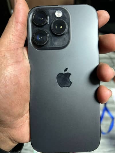 Apple i phone 16 pro  100 % bettry health 10/10 pta approved