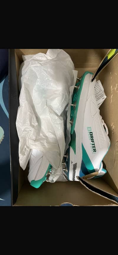 Original DSC spikes drifter available import from Canada