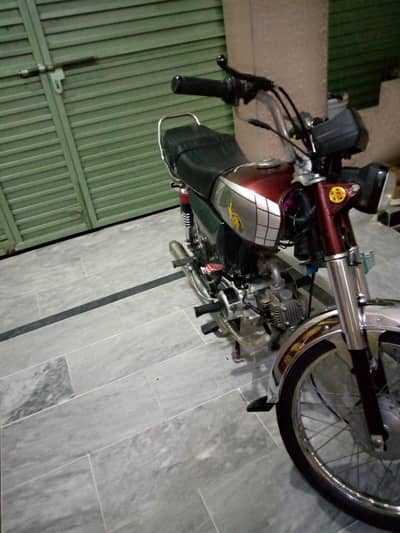 Metro bike in best condition 70cc
