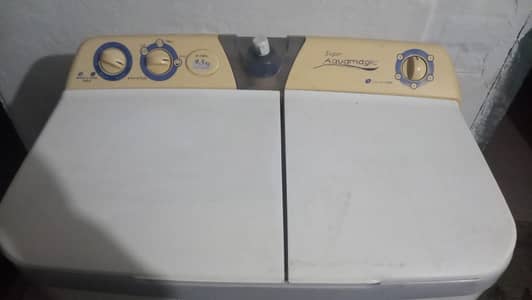 washing machine & dryer