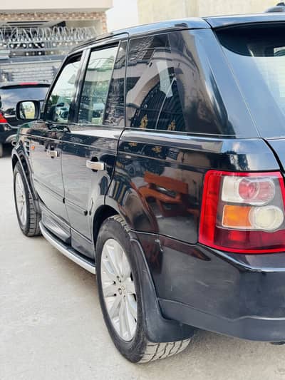 Range Rover sport 2009 model 2011 reg neat and clean