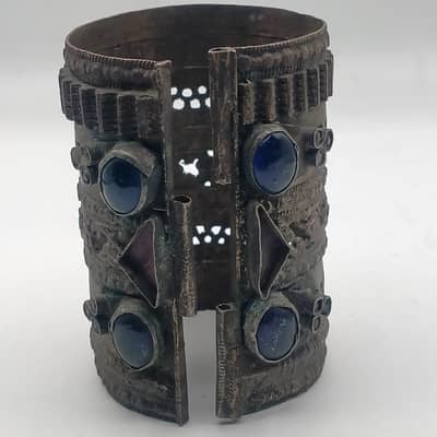 all pieces in 35000. Excellent condition