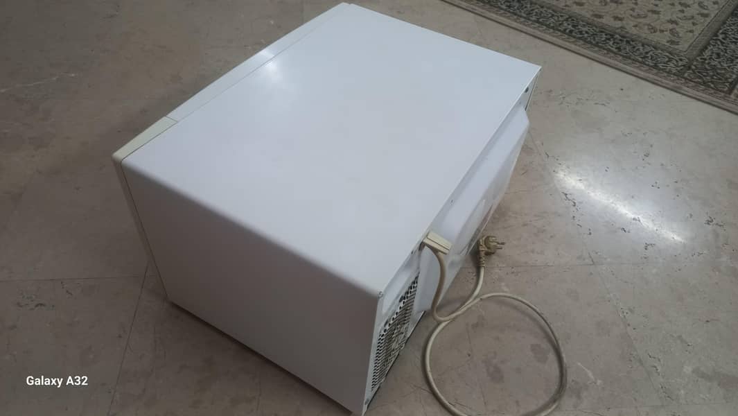 Dawlance Microwave , Nice Condition 7