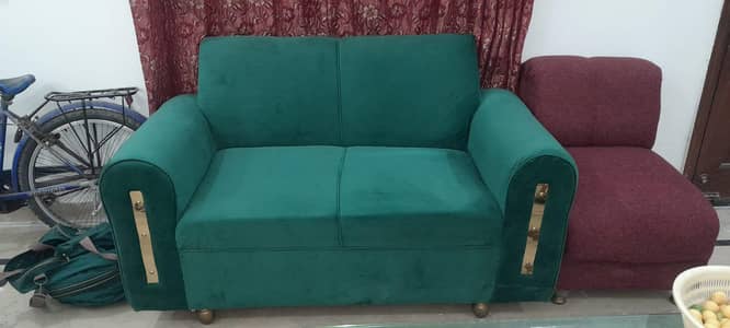 Sofa Set , Nice Condition , 3+2+1