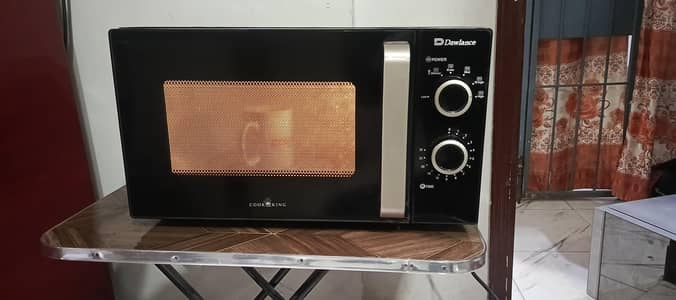 Dawlance Microwave Oven home use Excellent Condition