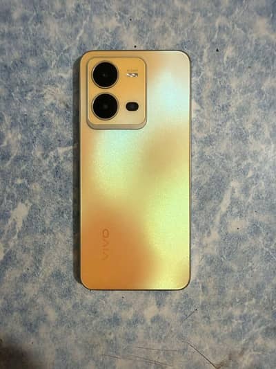 With original charger, hands free, box