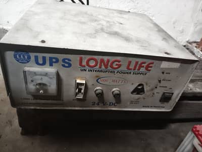 Long life brand UPS 1000 wat condition 10/10 no any fault