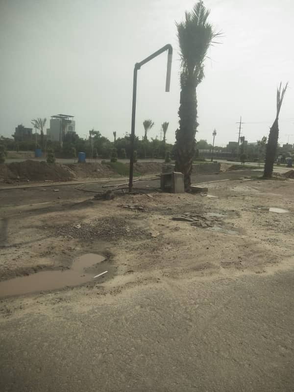 Plot Near To Plot # 305 B 6