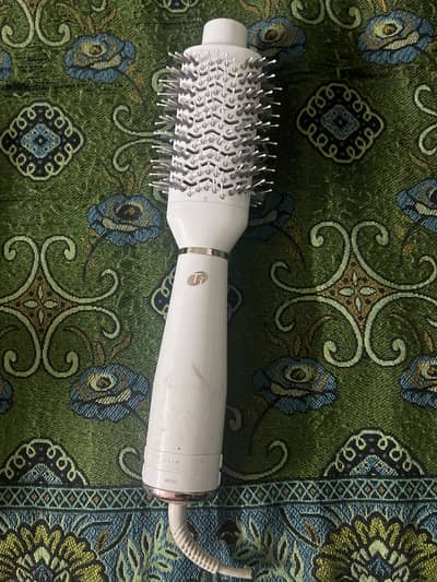 T3 hair brush