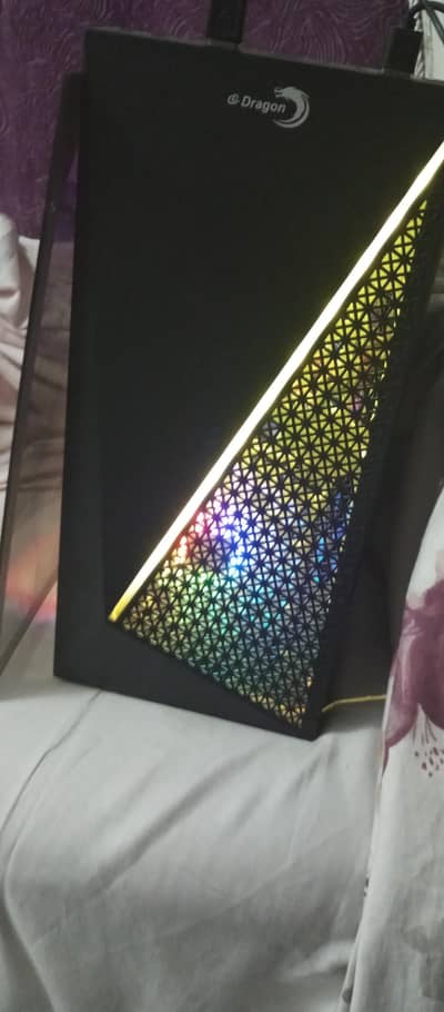 GAMING PC WITH RGB CASE