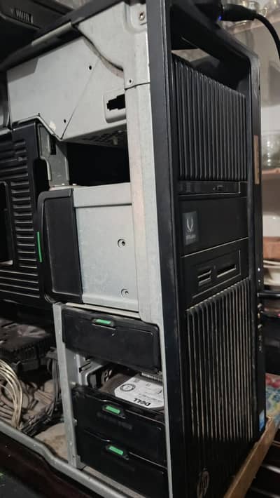 HP z840 work station
