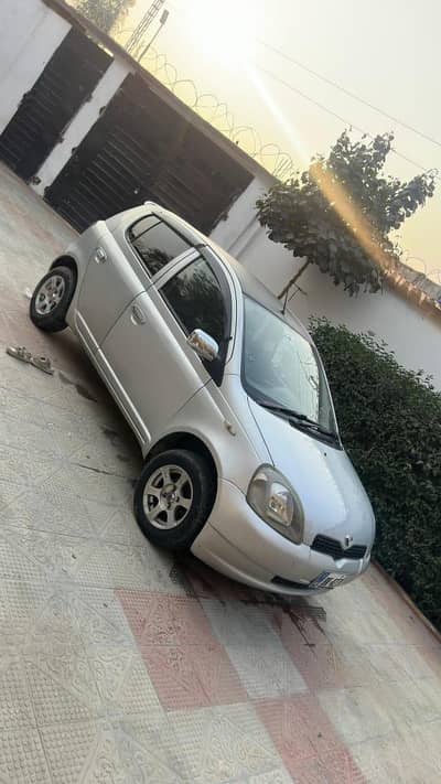 Aoa Toyota vitz sale good Condition