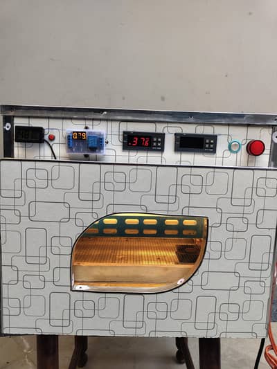 Fully Automatic Egg Incubator – AC/DC – Auto Rotate – 56 Eggs