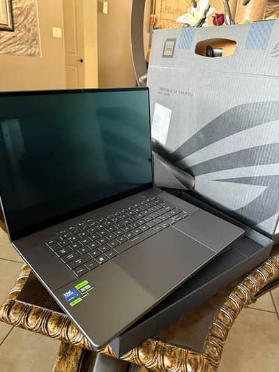 ASUS ROG Zephyrus G16 – RTX 4090, i9-185H, 32GB, 2TB SSD