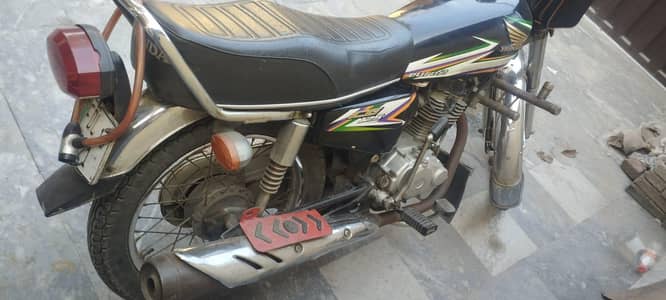 Honda CG 125 black
