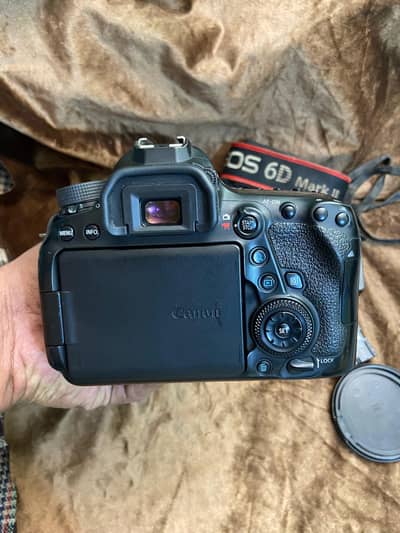 canon 6D mark 2 / 28-75 lens  urgent sale