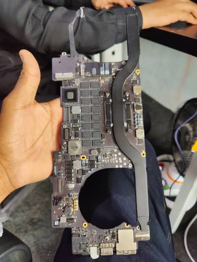 MackBook pro 2015 board sale only