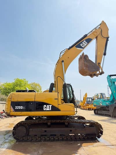 Caterpillar 320D Model 2012