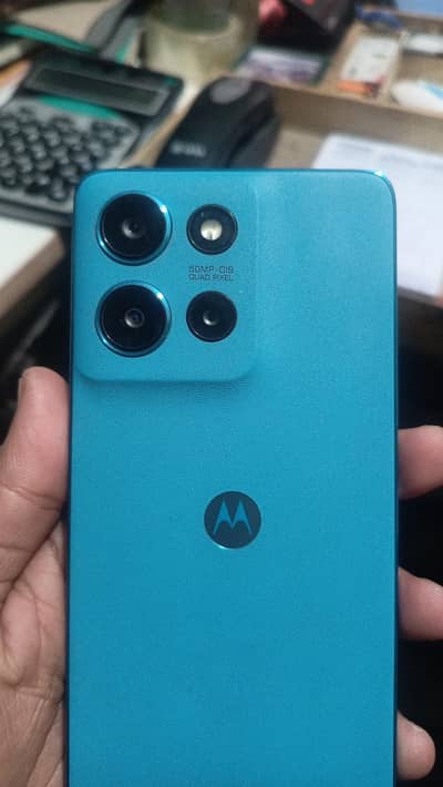 Motorola G75 10 by 10 condition he with box