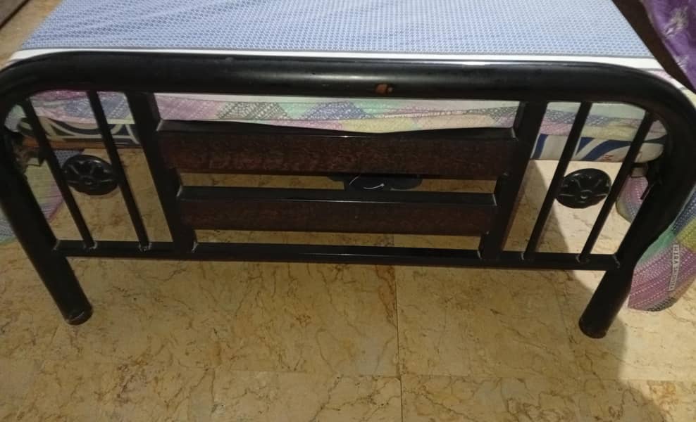 Single Bed 2