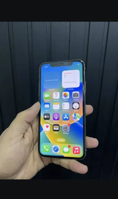 iPhone x 64 gb official PTA proved  face okk back thori c break
