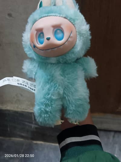 labubu doll