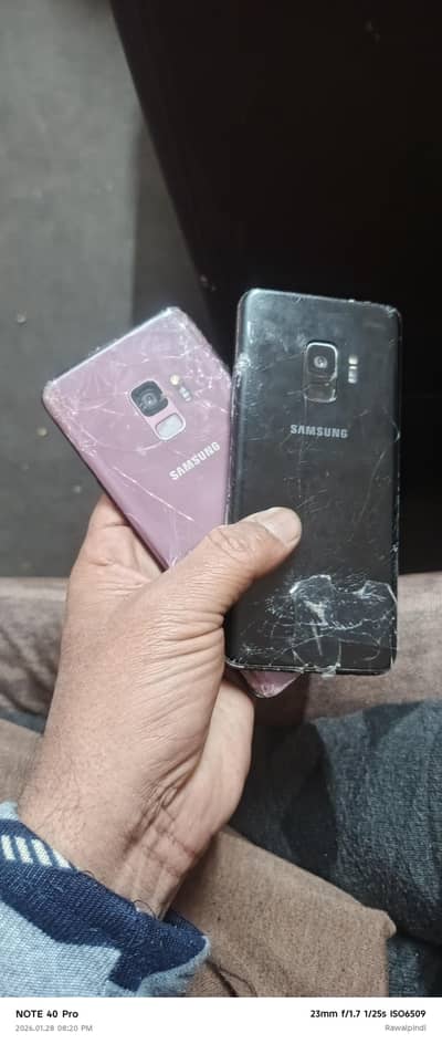 2 phone Samsung' s9 available panal and back damage