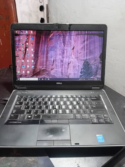 Dell Laptop Core i5 (4th Generation)