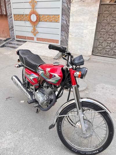 Honda 125 in Good Condition
