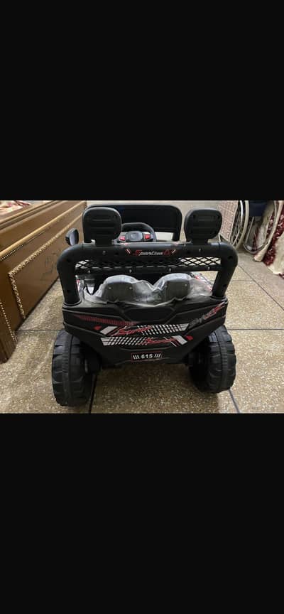 Baby car 4 x wheel chargeable electric