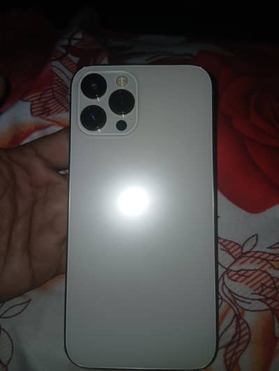 ram 128; IOS version 26.2;