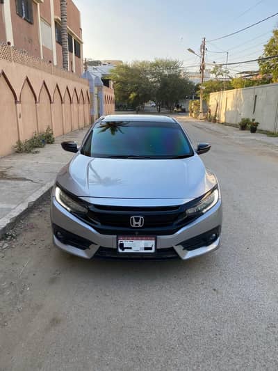 Honda Civic X Turbo 1.5 VTEC CVT 2016