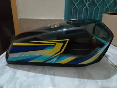 cg 125 fuel tank and side covers.