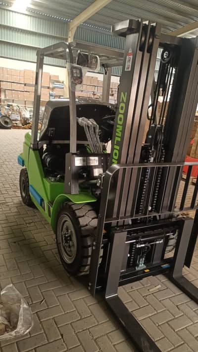ZoomLion 3 Ton Brand New Diesel Forklifts Lifters for Sale ForkLifter