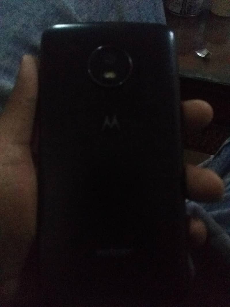 moto e4 1