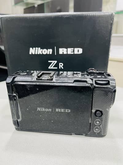 Nikon ZR