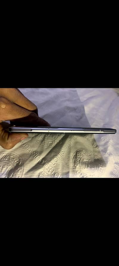 Redmi k40 gaming edition   _12+7 GP.   256. GP.  PTA.