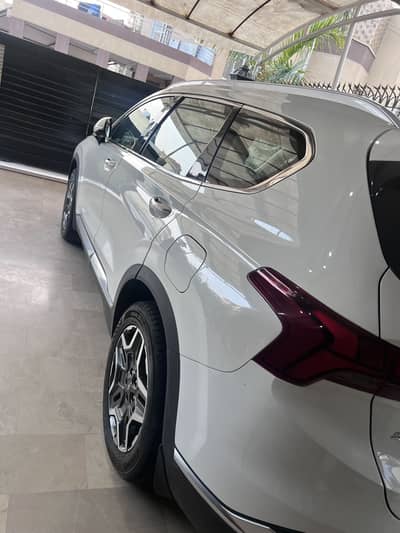 Santa Fe signature for urgent sale