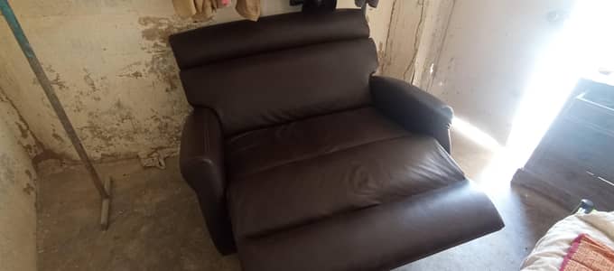 Leather comforter like new imported