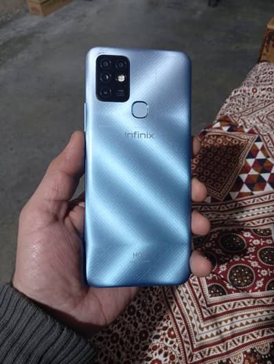 Infinix Hot 10 4/64 With Box