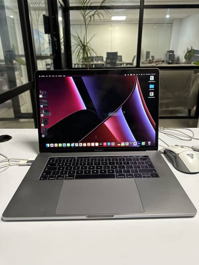 MacBook Pro 2017 1TB