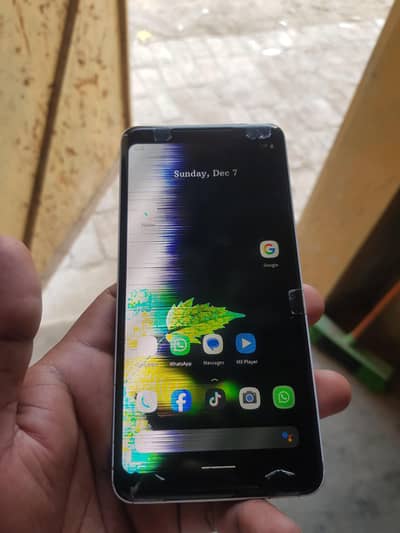 Google pixel 2xl official pta aprvd  panel khrb h kbi sab thik h