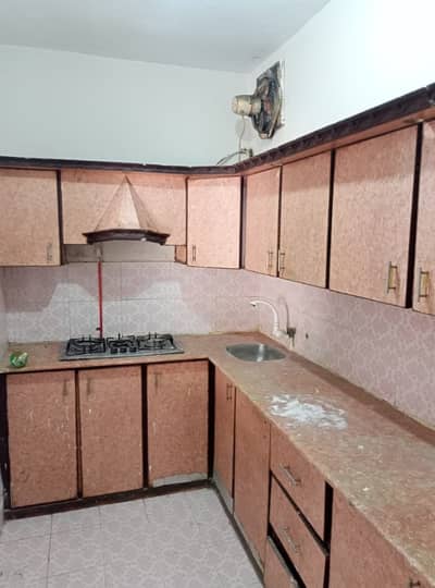 2 Bed DD 4th Flt Apartment For Sale