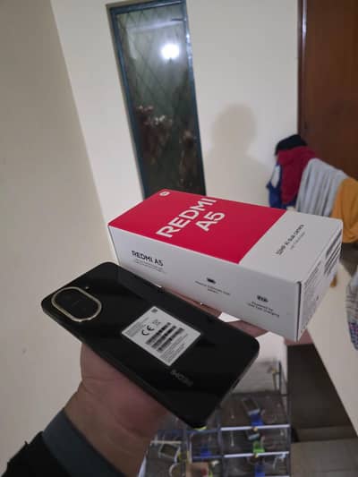 xiaomi redmi A5 complete box accessories ladies hand used