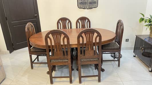 Dining Table (oval) 48x72 inches with 6 chairs