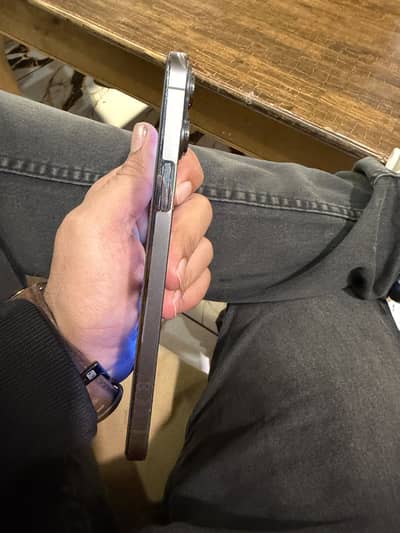 I phone 13 pro max pta aproved 10 by 10 box cabel 7 water pak