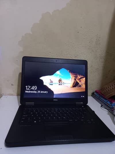 Dell Core i5 Laptop 8GB RAM 256GB SSD Intel HD Graphics Good Condition
