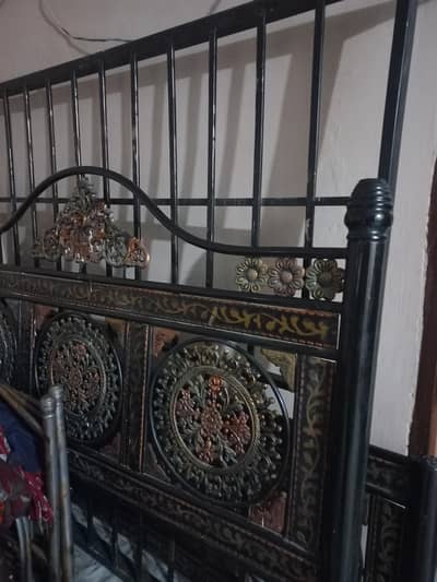 Dubal bed with foam mattress